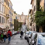 Domus Lxvii Monti *