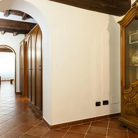 Domus Lxvii Monti *